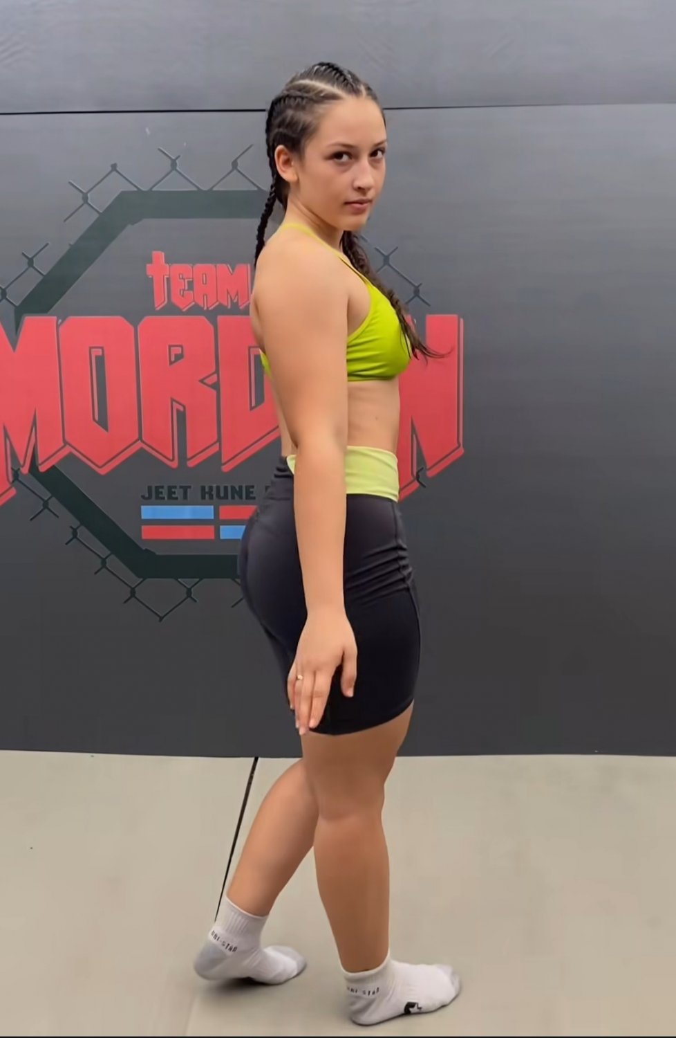 🇨🇱🥊 Luchadora chilena que tiene tremendo culo. #M0Sd8eBZ