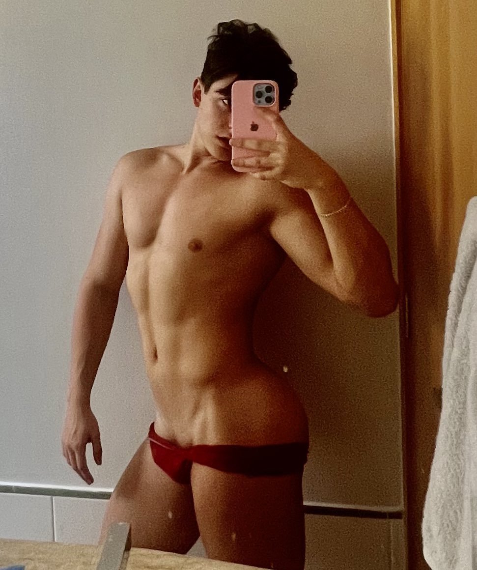 SEXY BOY 🇧🇷 IN TRANSITION 🍈👙🍆👙🍒👙🍑👙💦👙👠 #I7eRLAFE
