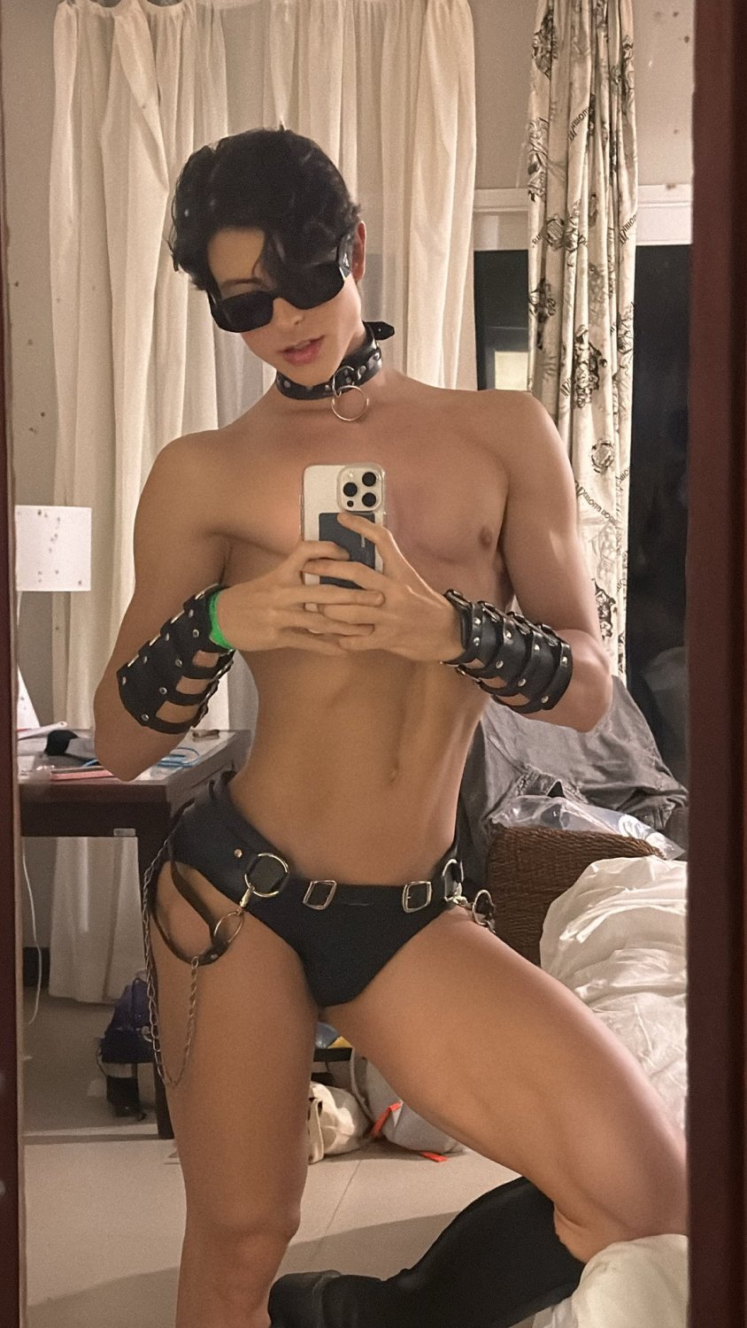 SEXY BOY 🇧🇷 IN TRANSITION 🍈👙🍆👙🍒👙🍑👙💦👙👠 #ye362nCh