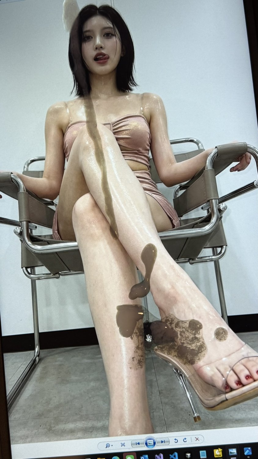 20251204 GAEUL IVE KPOP CUMTRIBUTE | CAME ONTO GAEUL'S FEET (AI GENED IMAGE) #ExeweUI8